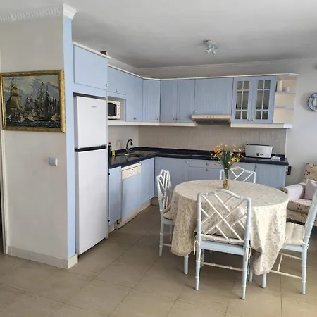 Roca Negra Ocean View Apartament *